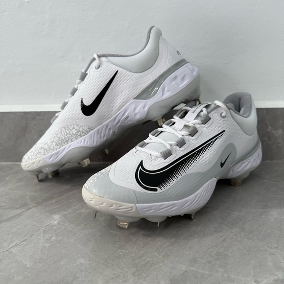 NWOT Men’s Nike Alpha Huarache Elite 4 Low Baseball Cleats FD2745-100 Size 10.5 - Picture 2 of 16